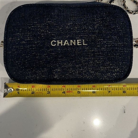Chanel holiday pouch (have 2 available) - Picture 7 of 7